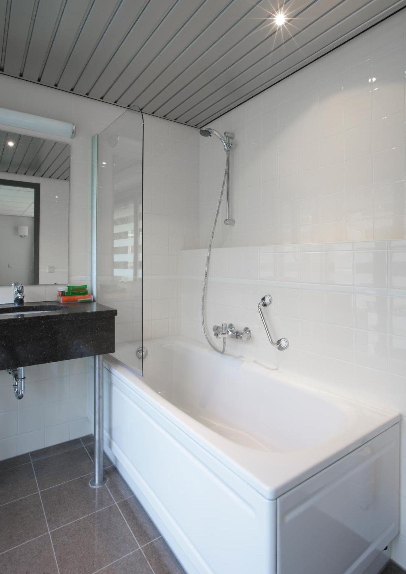Fletcher Hotel-restaurant Sparrenhorst-veluwe 4*